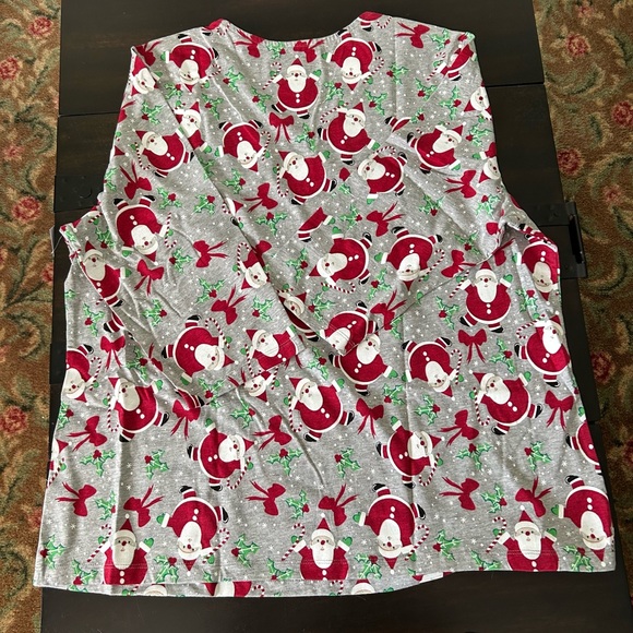 Festive Santa Print 3/4 Sleeve Top V-Neck - Picture 9 of 11